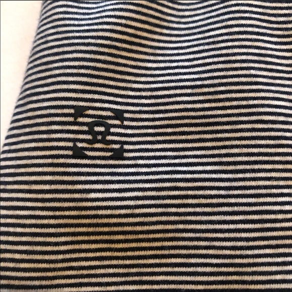 Lululemon L shirt - Picture 2 of 3
